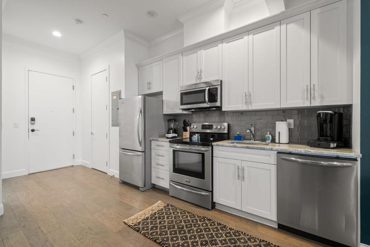 New! Sangria Suite - Upscale Ybor City Studio, Right On 7Th Ave Tampa Bagian luar foto